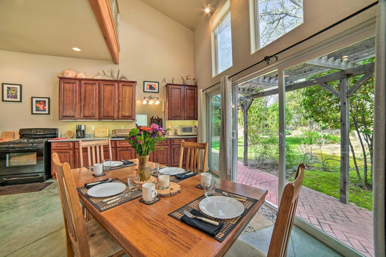 Hilltop Loft Ukiah Vacation Rental! Dış mekan fotoğraf